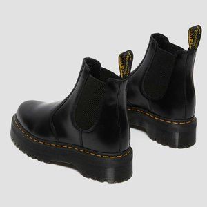 Dr. Martens  2976 Polished Smooth Platform Chelsea Boot